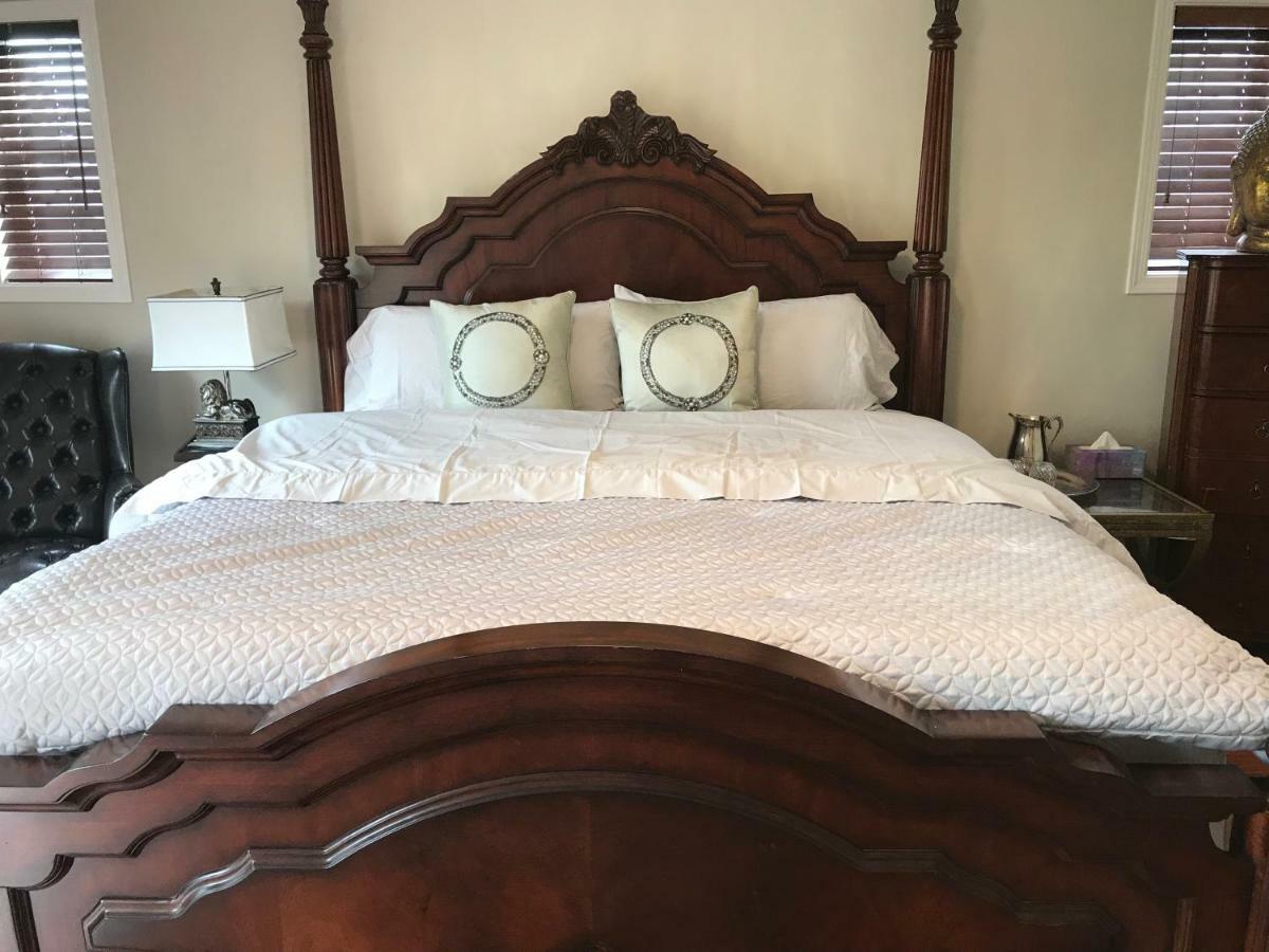 Royalty Bed & Breakfast 3*